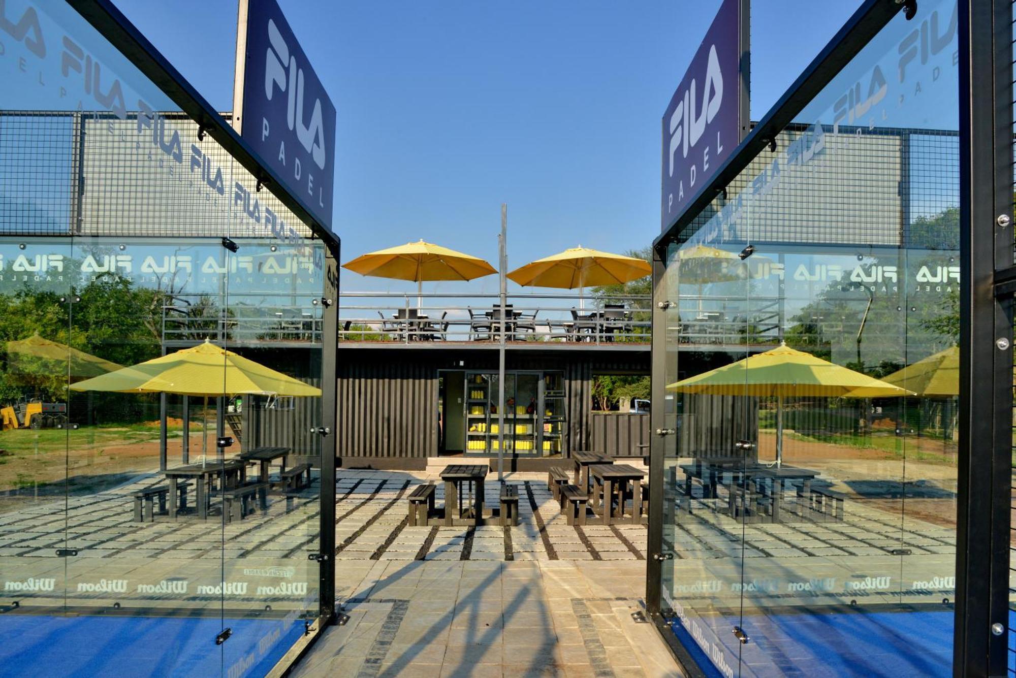 Seasons Golf, Leisure, Spa Хартбееспоорт Екстериор снимка