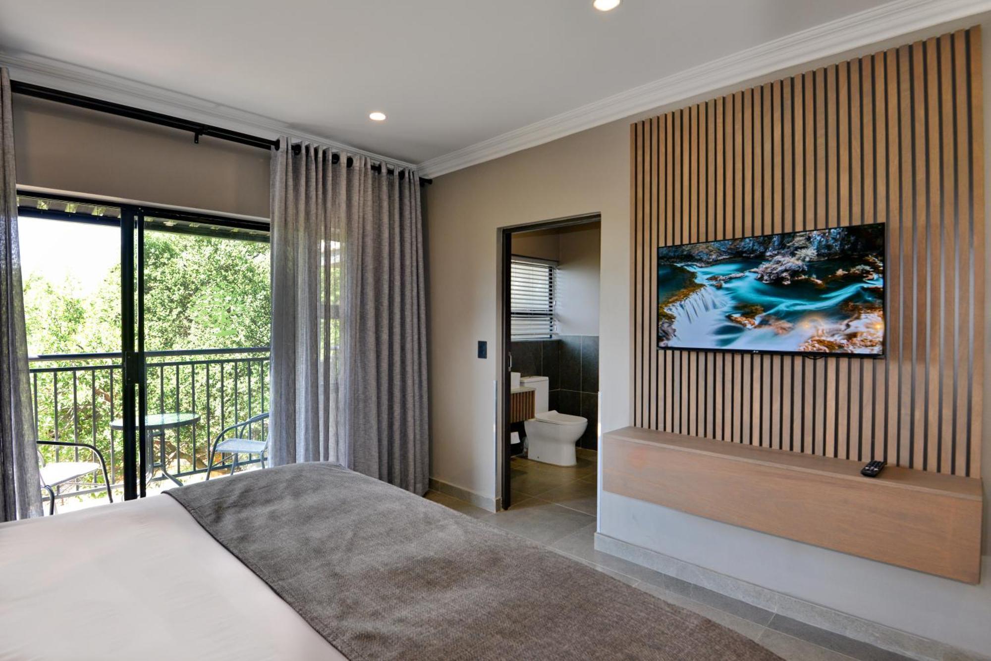 Seasons Golf, Leisure, Spa Хартбееспоорт Екстериор снимка